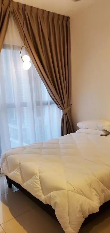 Trion Dual Key Option - Tallest Residential Tower Kuala Lumpur Daire